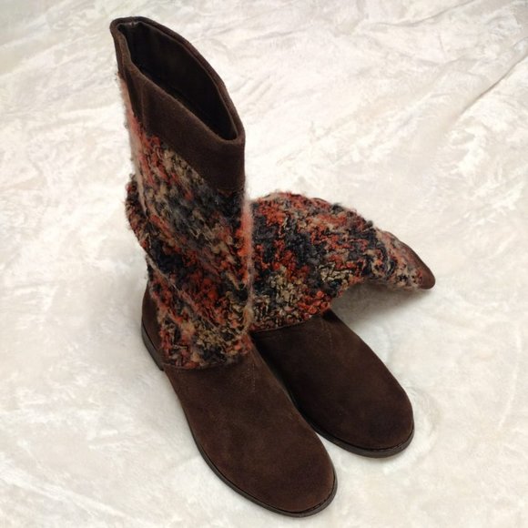 NWOT! Toms Genuine Suede and Sweater Boots Sz 7.5 - Picture 4 of 8